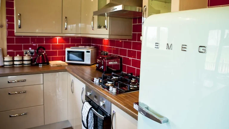 badger video spash 1600x900