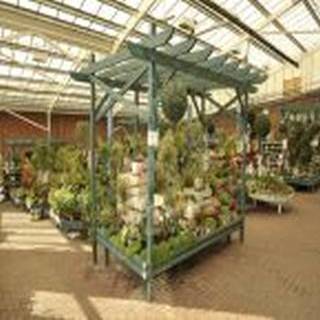 garden centre gates 320