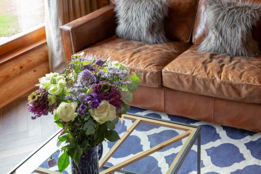 lodge pheasants roost foxton locks lodges 8509