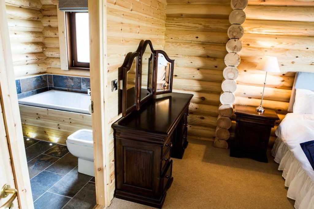 otters holt foxton locks lodges rlp 3993