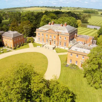 attractions kelmarsh hall foxton locks lodges